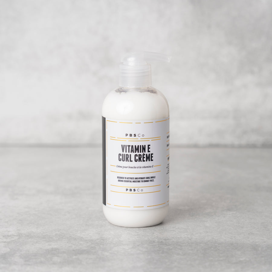 PBSCO. / VITAMIN E CURL CRÈME